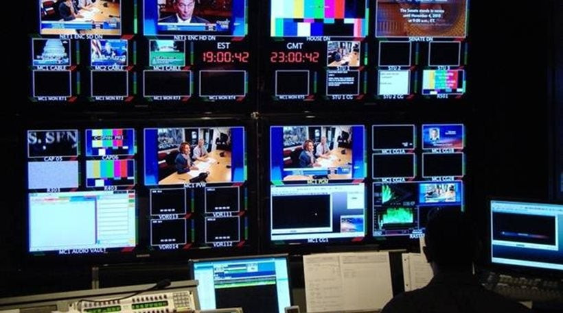 Βόμβα ΕΣΡ: Απειλεί με ανάκληση αδειών τα τηλεοπτικά κανάλια!